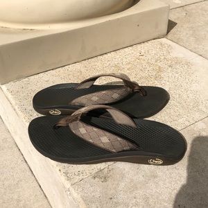 Brown Chaco Flip-Flops *Size 8*